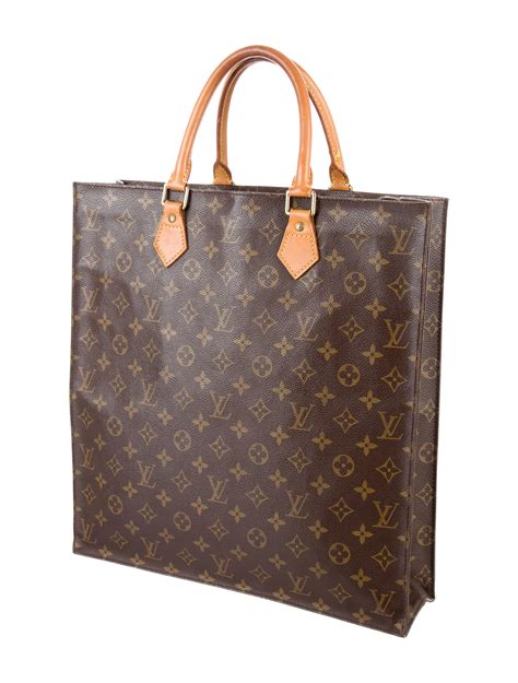 sac plat monogram louis vuitton prezzo|sac plat monogram.